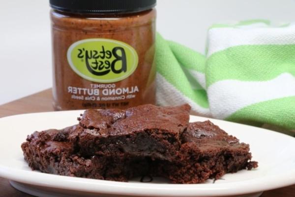 melhor receita de brownies de manteiga de amêndoa