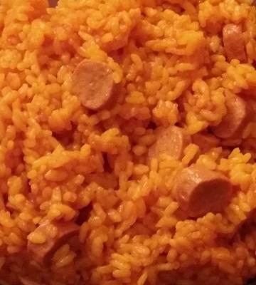 arroz e salchicha