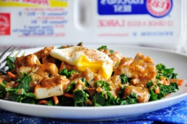 melhor tofu cajun de eggland e salada de couve