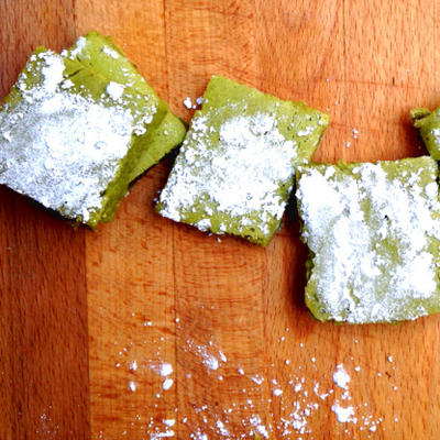 matcha e chia mochi