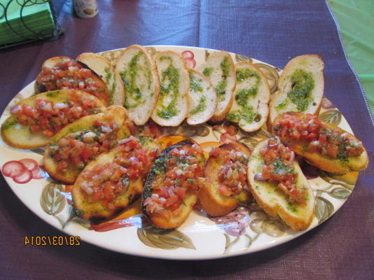 tomate e manjericão bruschetta
