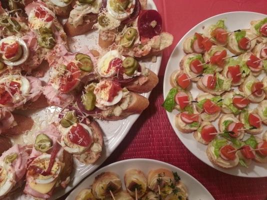 sanduíches checos abertos / obloženandeacute; chlebandiacute; ky