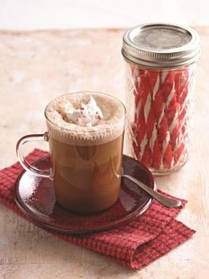aquecer o seu inverno com um café mocha de hortelã-pimenta