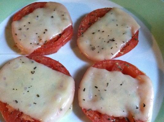tomates assados ​​de mozzarella