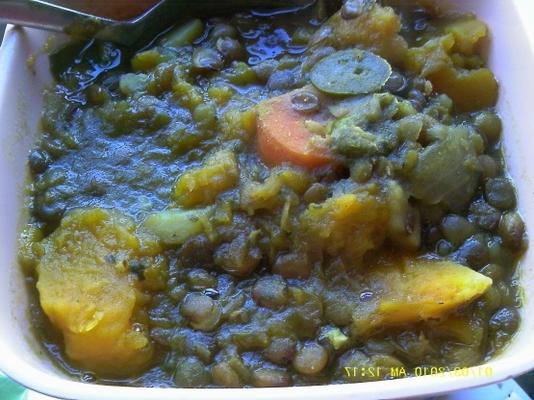 lentilha marroquina e abóbora sopa crockpot
