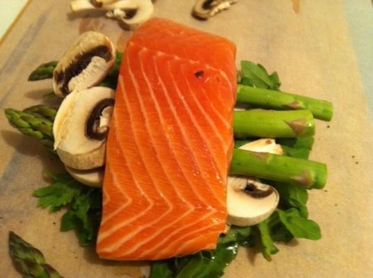 salmão en papillote (torção asiática)