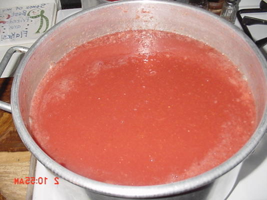molho de tomate roma enlatado