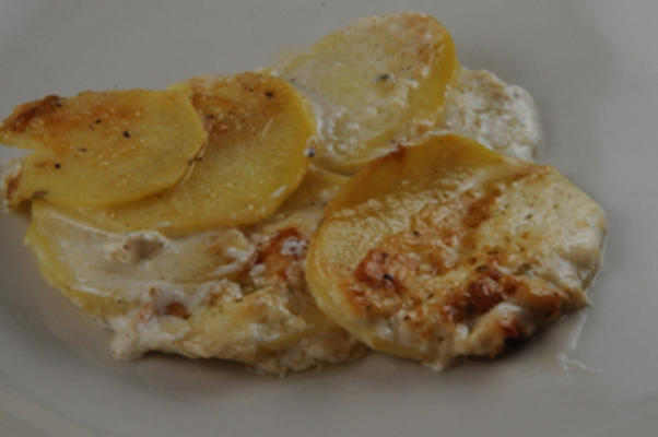 Gratinado de batata com queijo bleu (Borgonha, França)