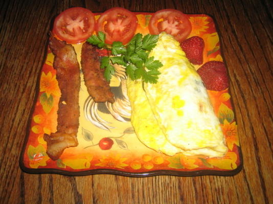 omelete de tomate e bacon espinafre fresco
