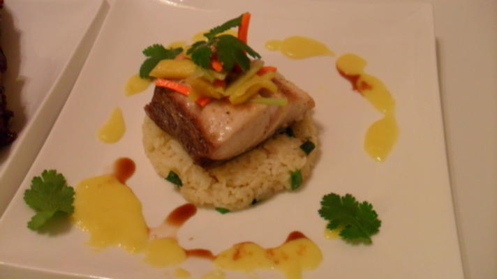 molho de risoto e manga mahi-mahi grelhado
