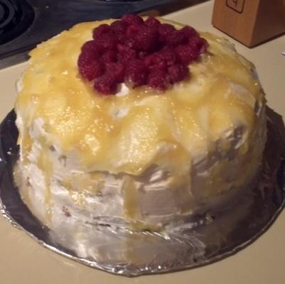 bolo de limão recheado com cheesecake