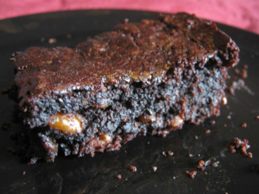 bolo de brownie de abobrinha de trigo integral vegan