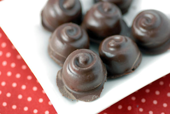 bombons de chocolate com framboesa