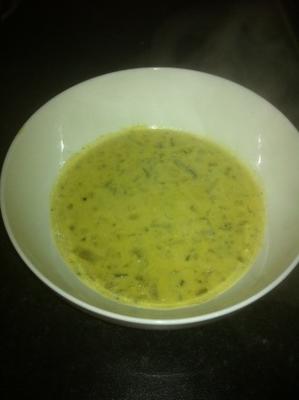 sopa de aipo com stilton (delia smith)