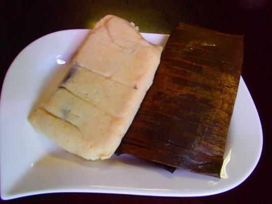 tamales de porco em folhas de bananeira (tamales con puerco)