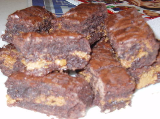 chocolate - fatia de brownie de caramelo