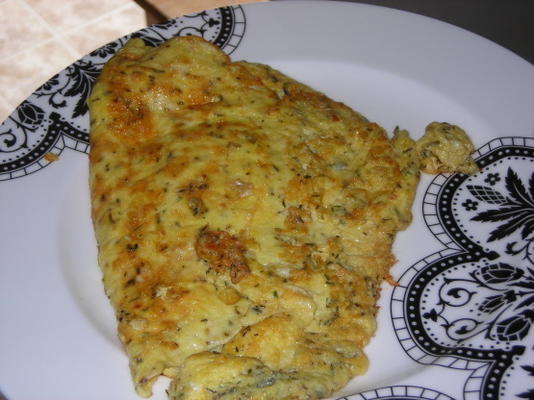 omelete clássica com tomilho fresco e cheddar
