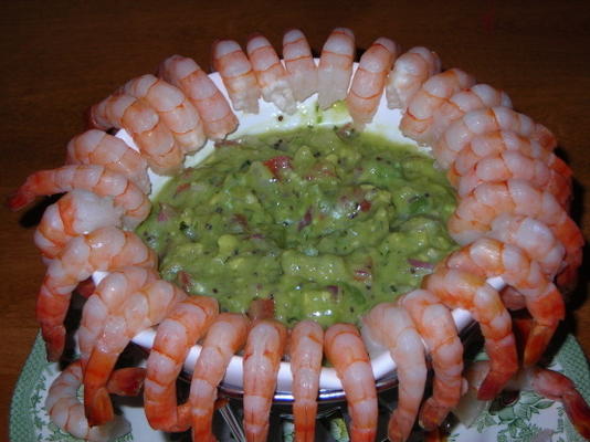 coquetel de camarão com kiwi daiquiri guacamole