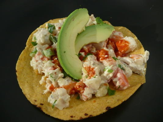 tostadas de salada de frango