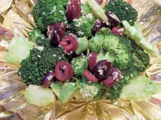 salada de brócolis e azeitona