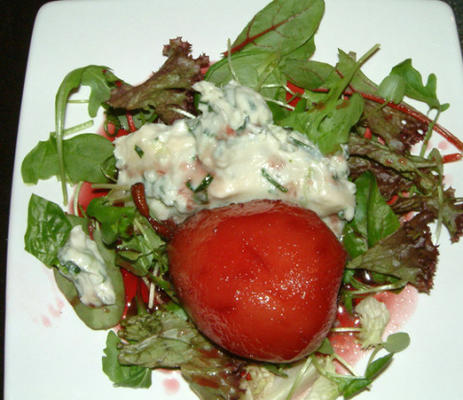 mascarpone, gorgonzola e salada de pêra pochê