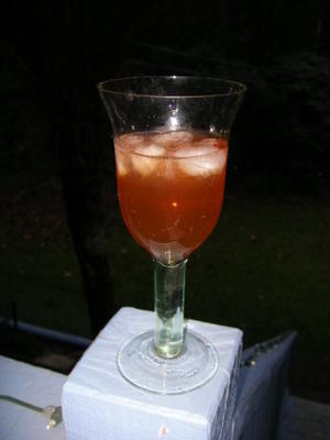 cocktail gvc usando vinho de gengibre.