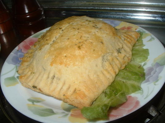 massa de espinafre (quase spanakopita)