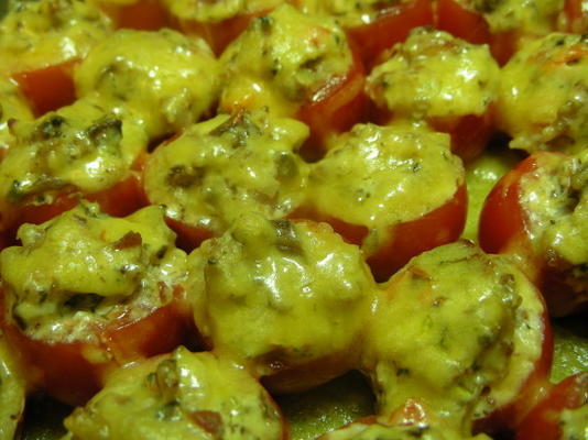 explosão de sabores cogumelo recheado tomates-cereja assados ​​w.cheese