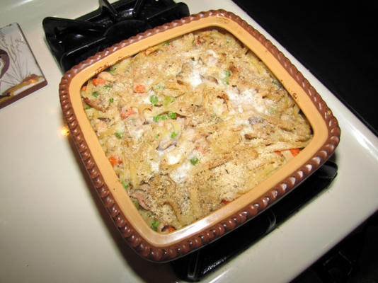 Tetrazzini de peru com baixo teor de gordura sem cogumelos