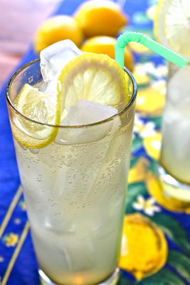 limoncello gin cocktail