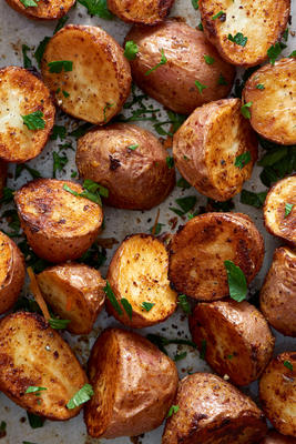 Batatas assadas com dijon de 3 ingredientes